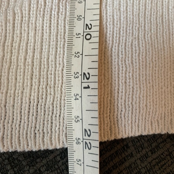 LOFT White button down cardigan. Size M. - Picture 7 of 8